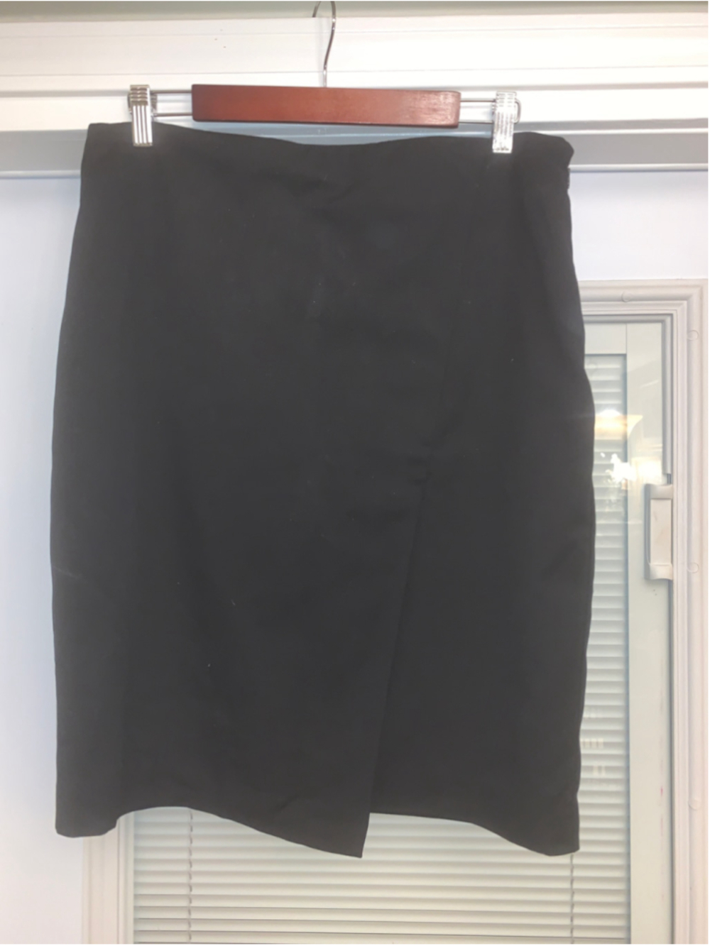 Women's Lord & Taylor Black Pencil Skirt Size 12